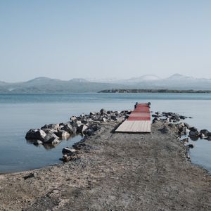 Пирс на озере Севан
